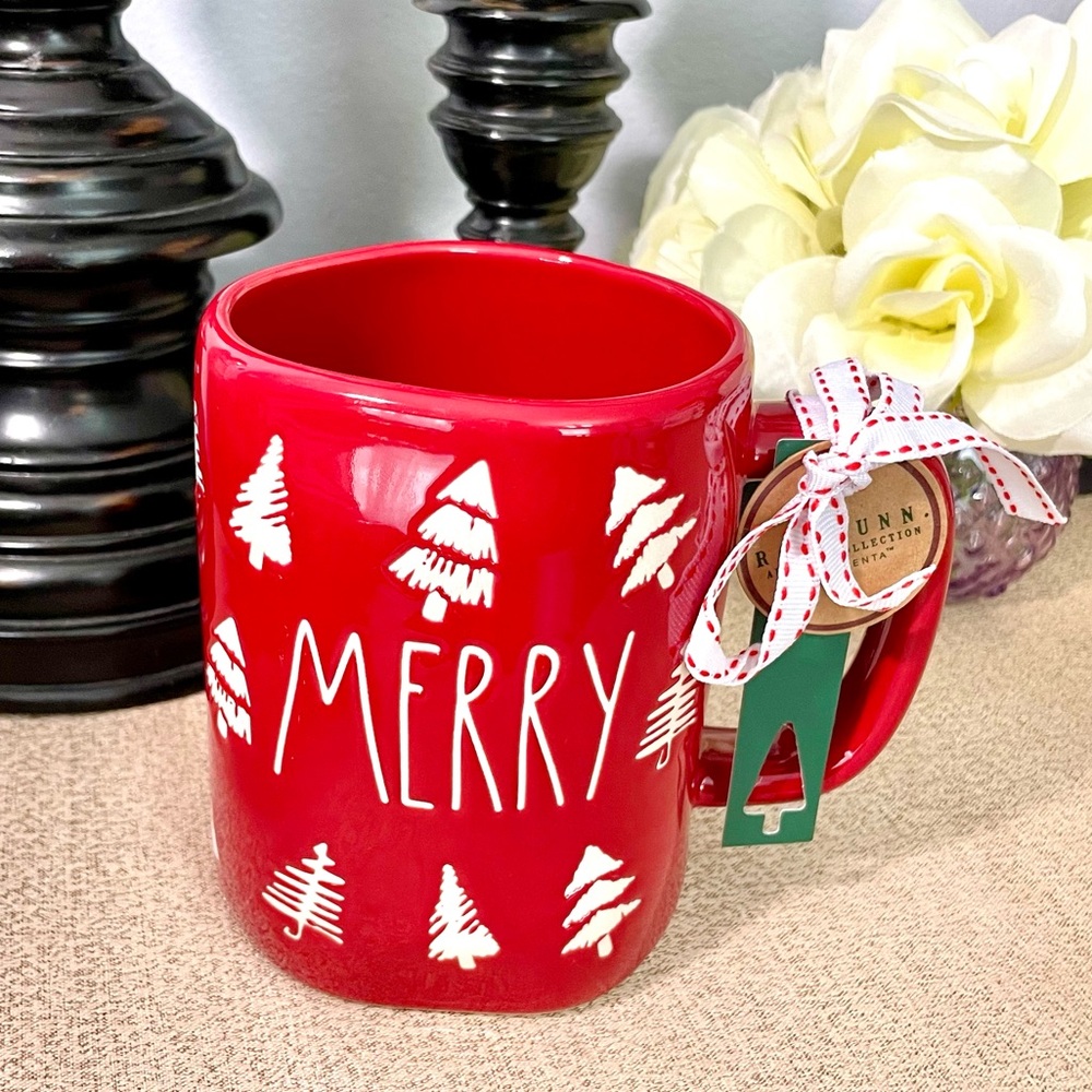 NWT Rae Dunn MERRY Ceramic Mug - Picture 3 of 7